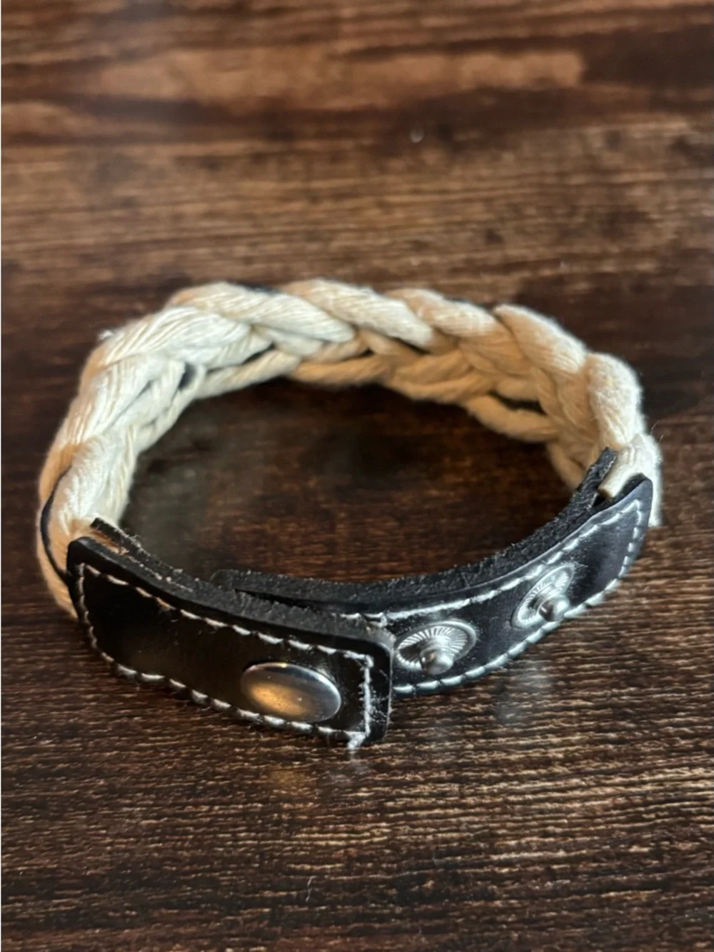 N/A stylish braided